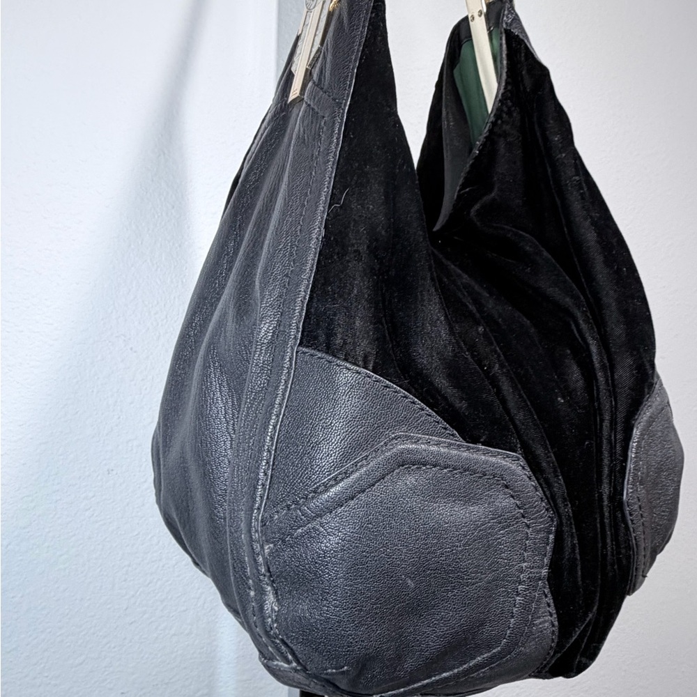 Y2K Juicy Couture Black Velvet & Leather Shoulder Bag - Picture 5 of 14